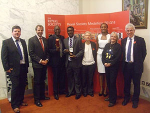 Pfizer price group photo-258x180